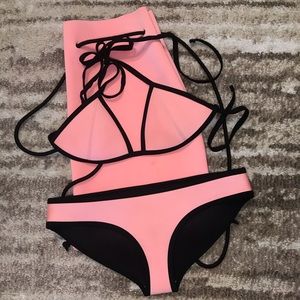Triangl pink bikini with matching bag